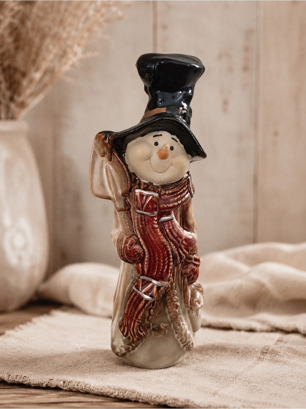 Snowman Ceramic Christmas Snowman Top‎ Hat Red Scarf Shovel Glazed Slim Figurine